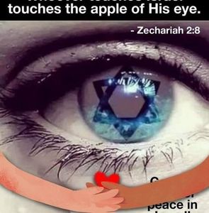 Meet your Posher, Carolyn